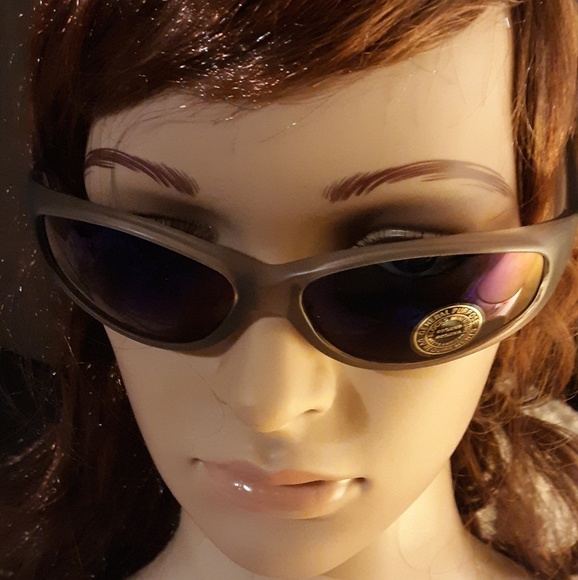 Unisex Sunglasses Gray Plastic Frame Sunglasses - Picture 6 of 6